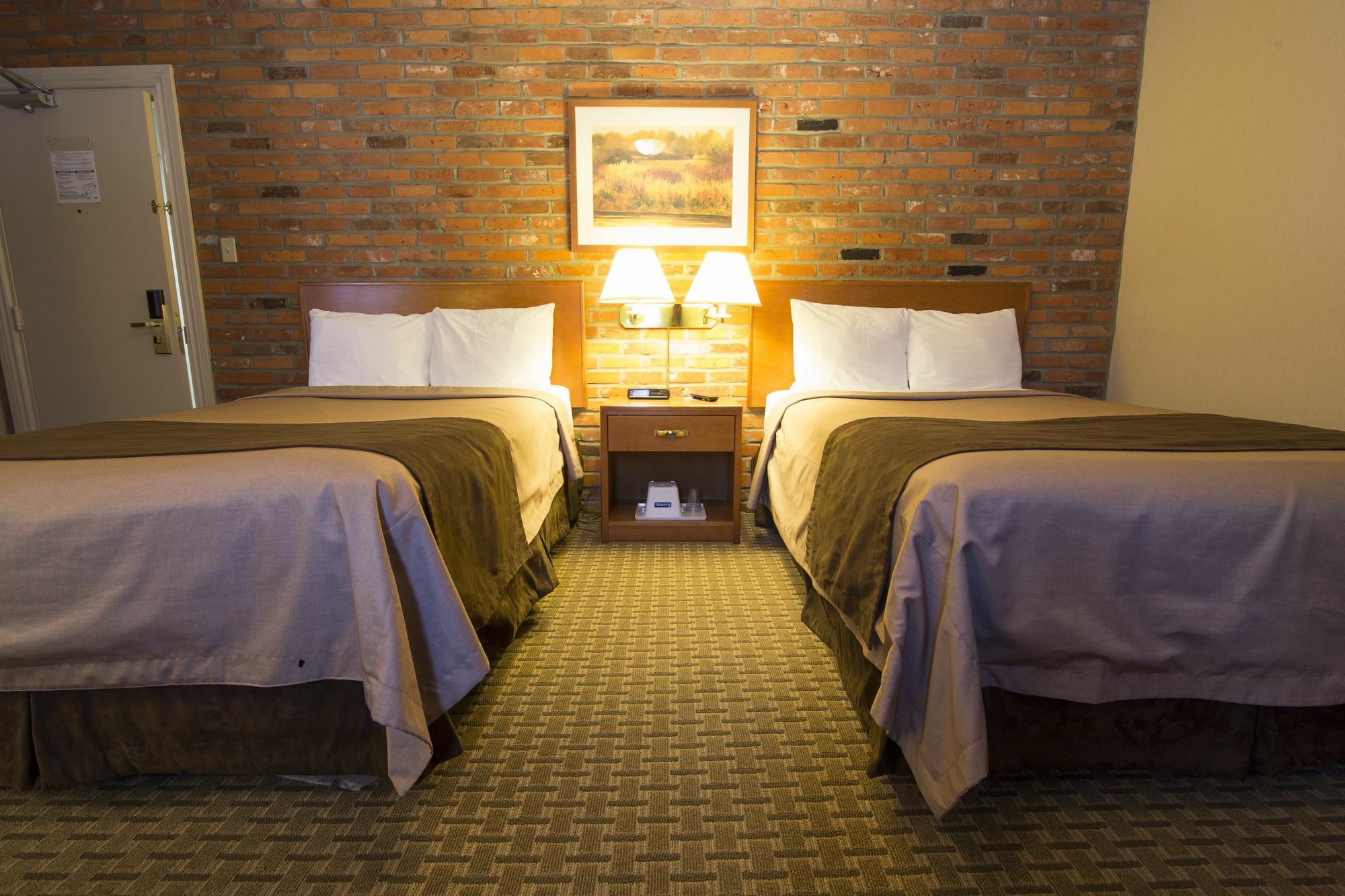 Travelodge By Wyndham Thunder Bay On Экстерьер фото